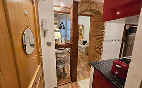 Pequeno Apartamento En El Centro De Madrid