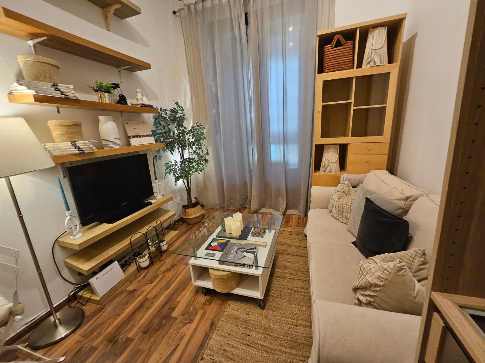 Pequeno Apartamento En El Centro De Madrid Exterior foto