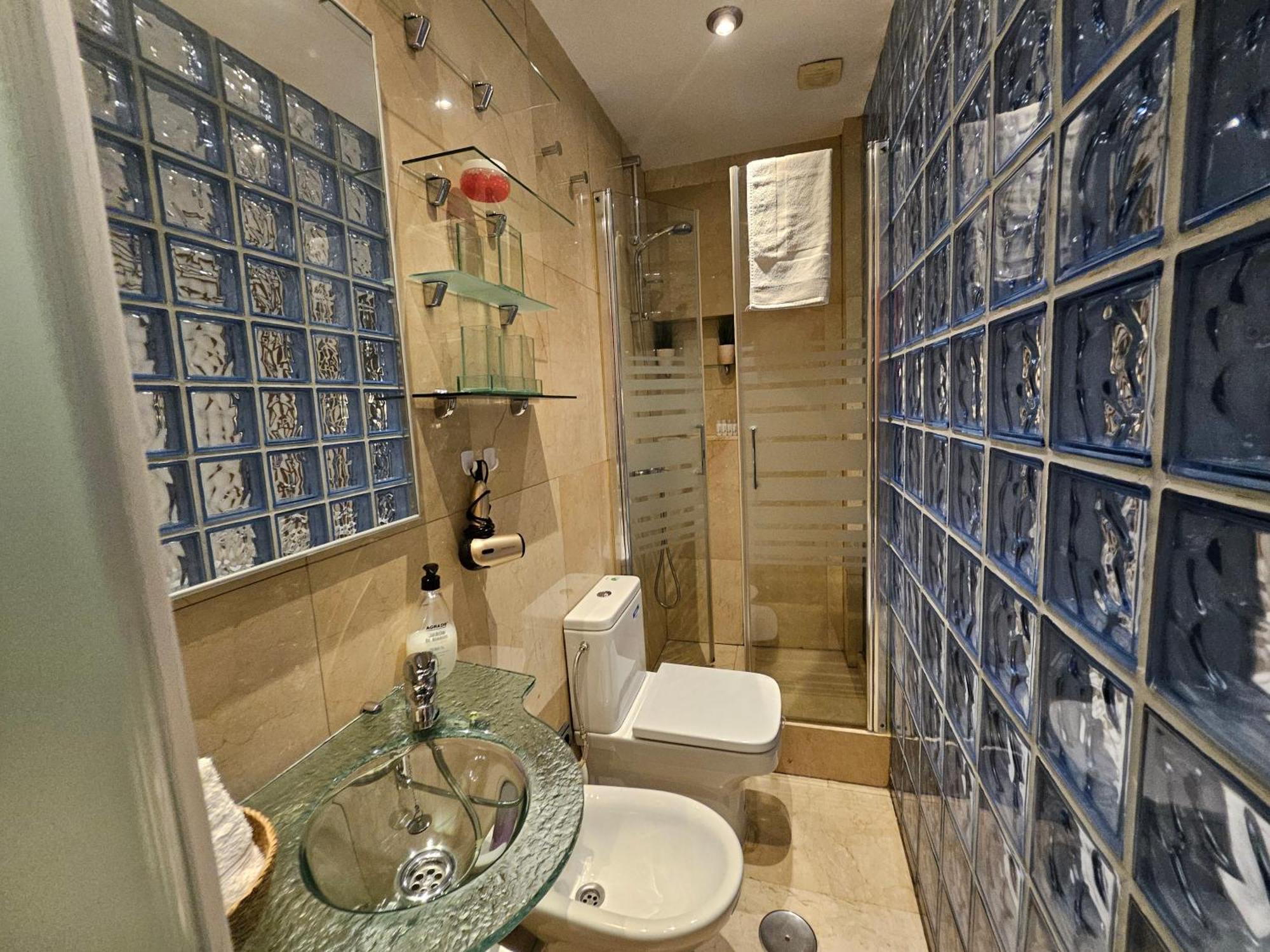 Pequeno Apartamento En El Centro De Madrid Exterior foto