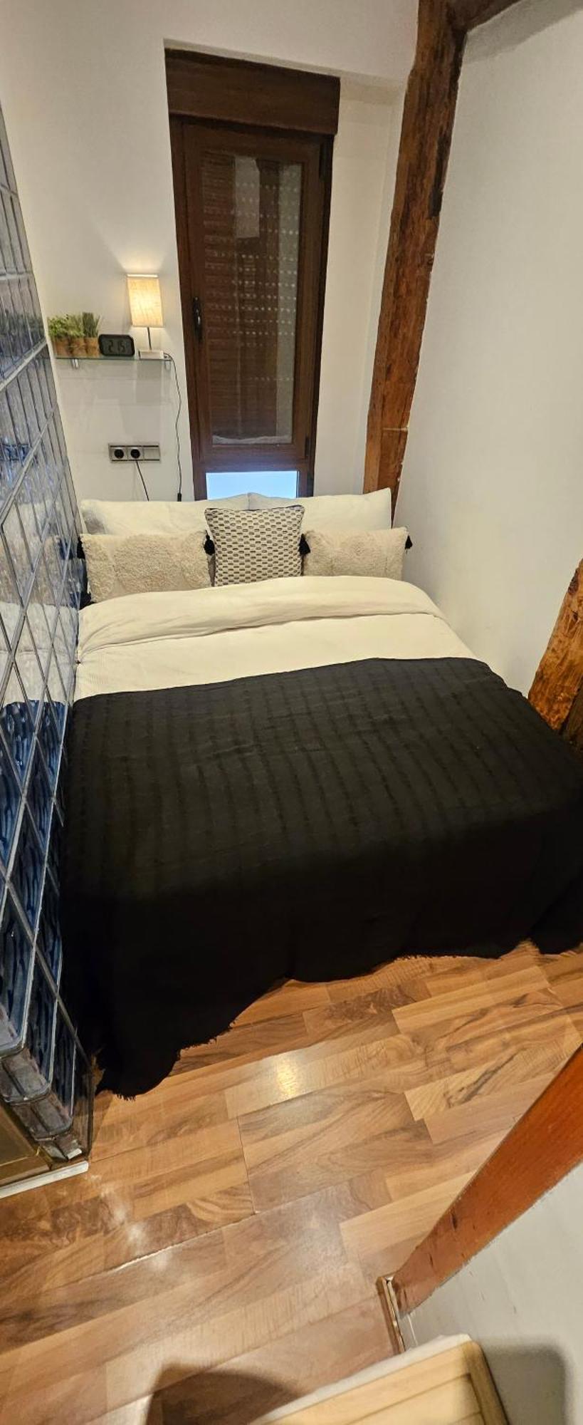 Pequeno Apartamento En El Centro De Madrid Habitación foto